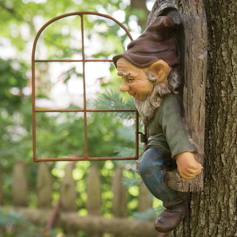 Bits and Pieces fun garden art for lawns, fences, and trees.