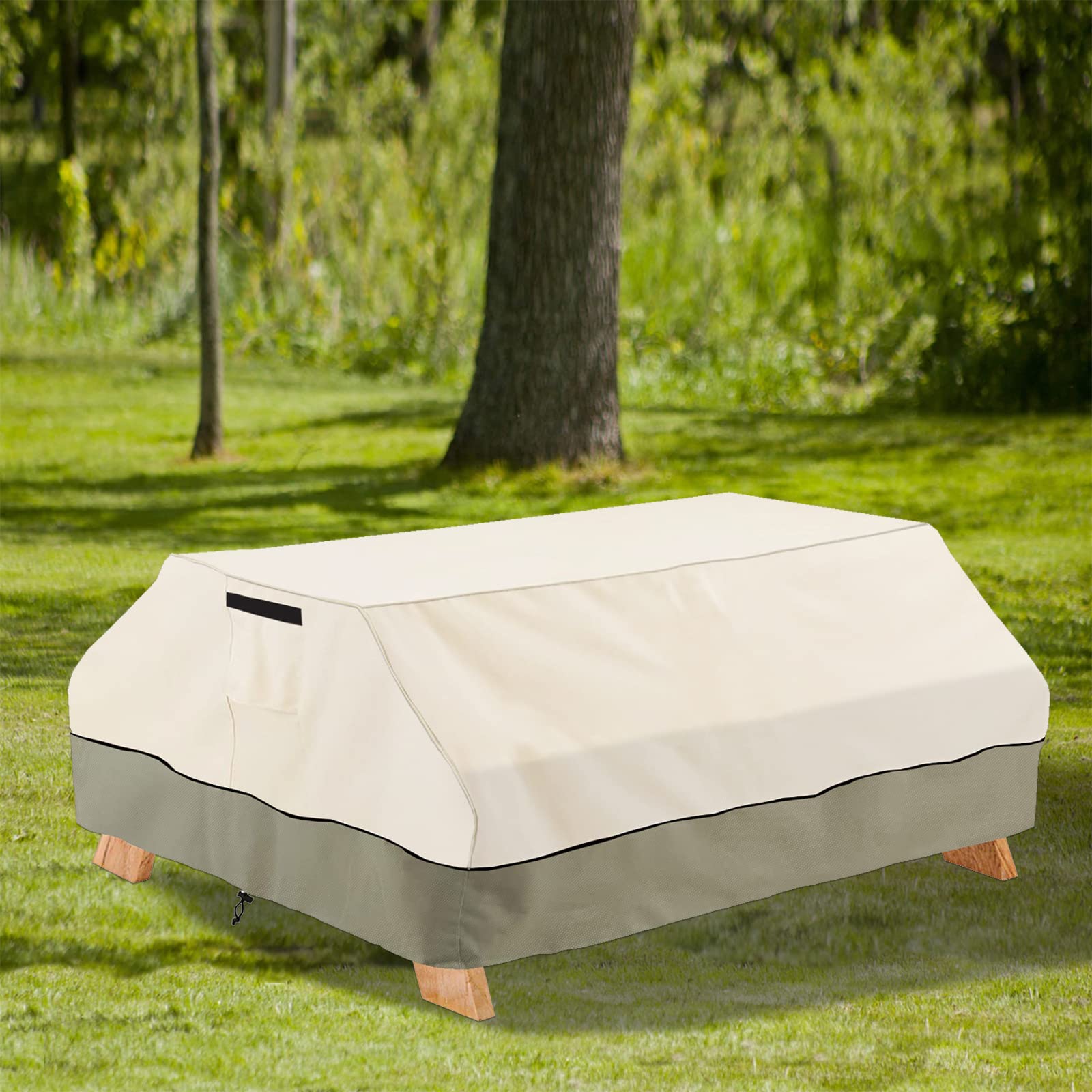 Bitubi cover's air vents reduce condensation and wind lofting on breezy days