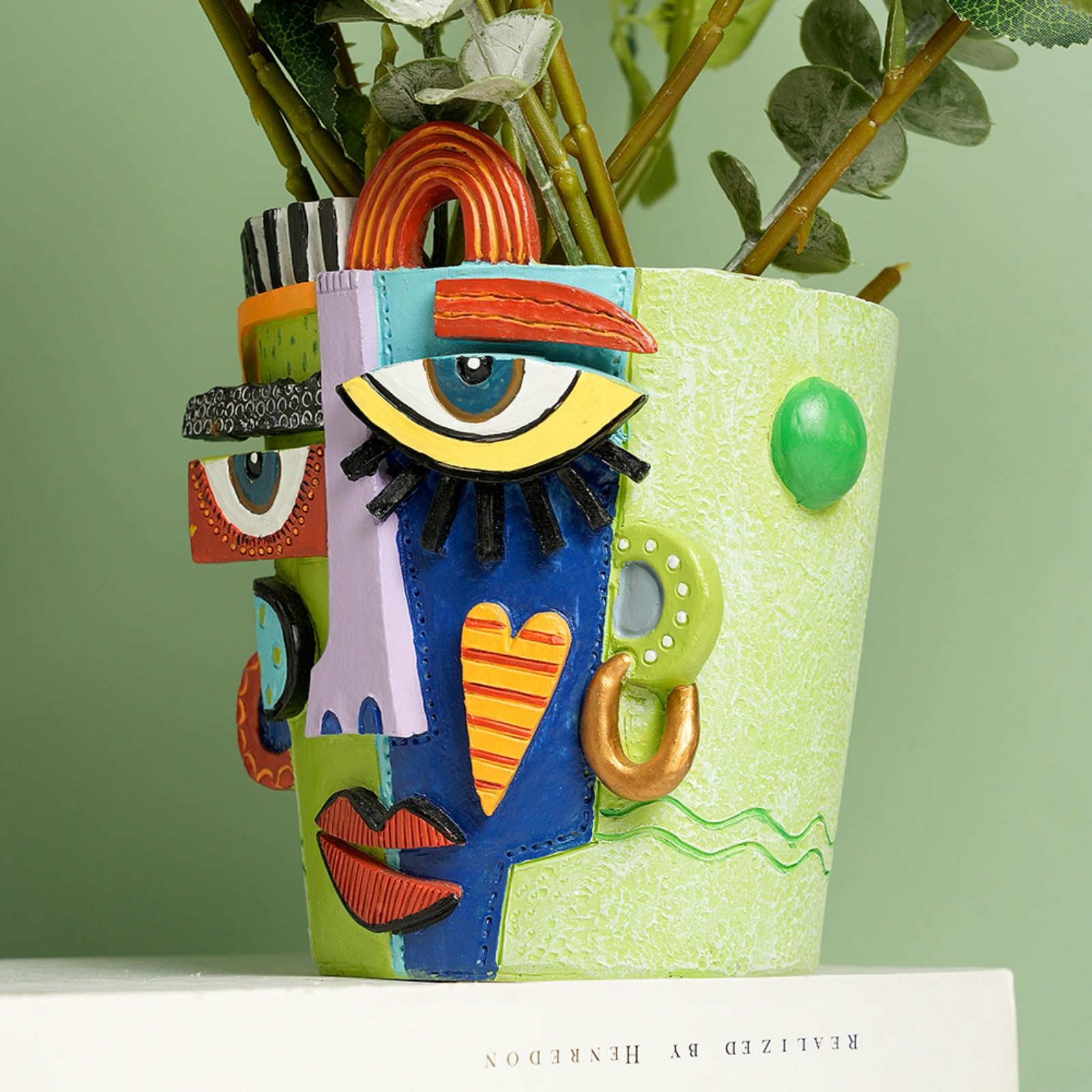 BJVF Picasso Face Planter compact size fits tabletops and shelves.