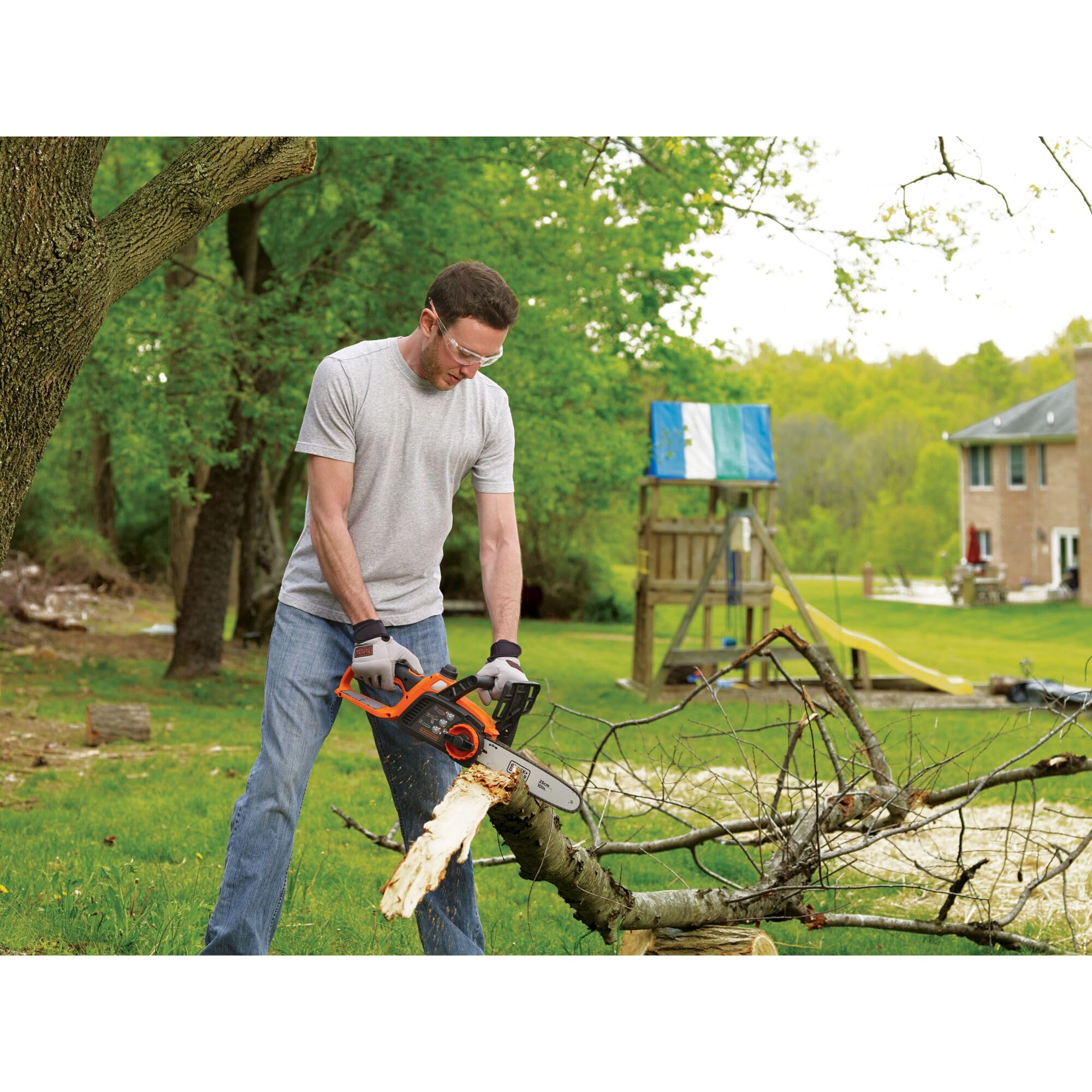 BLACK+DECKER ergonomic grip supports comfortable control