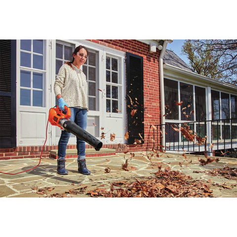 BLACK+DECKER BEBL750 lightweight design supports extended use