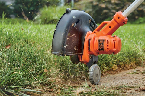 Black+Decker BESTE620 cord retention system prevents accidental disconnections