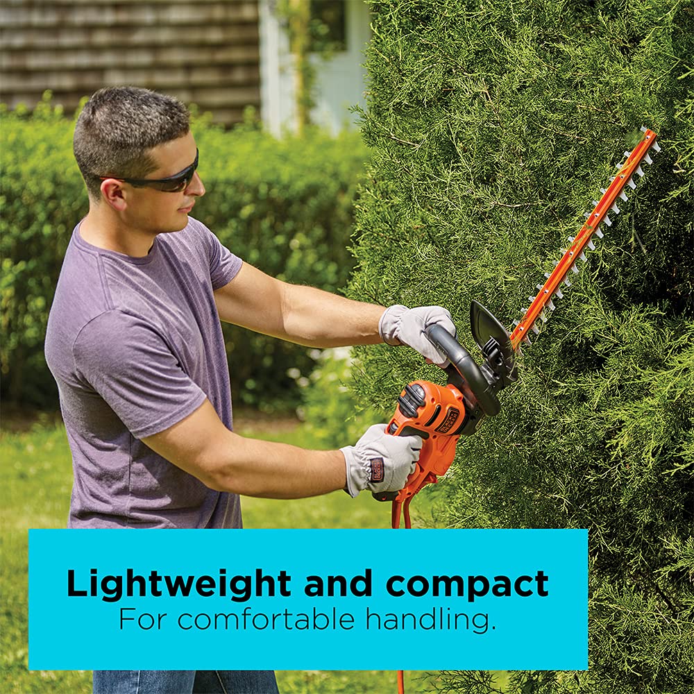 BLACK+DECKER cord retainer keeps the power cord secure while trimming.