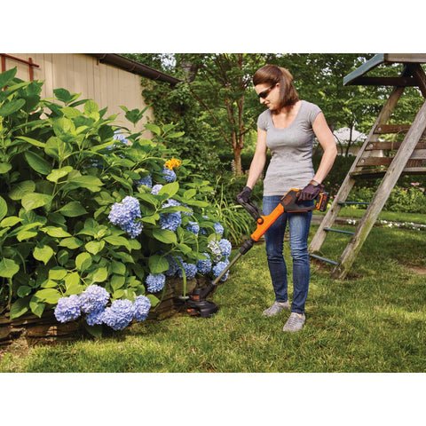 BLACK+DECKER LSTE523 soft-grip provides reduced fatigue while edging.