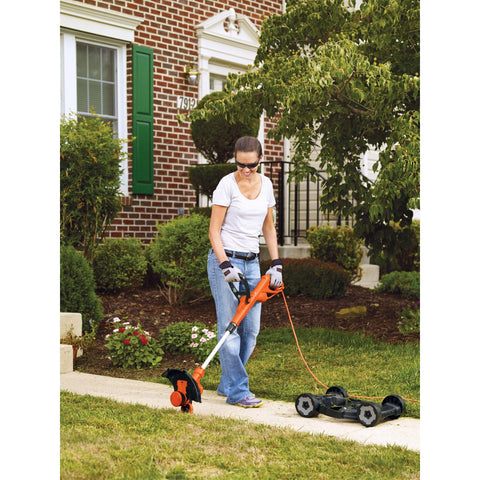 BLACK+DECKER MTE912 includes detachable mower deck and accessories.