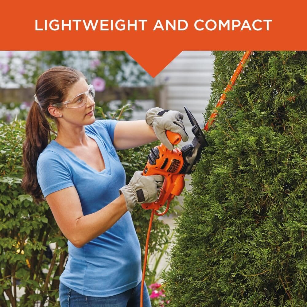 BLACK+DECKER BEHT150 cord retention keeps trimming sessions uninterrupted.