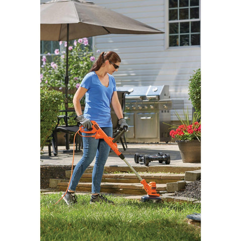 BLACK+DECKER BESTA512CM cord management system minimizes unplugging interruptions.