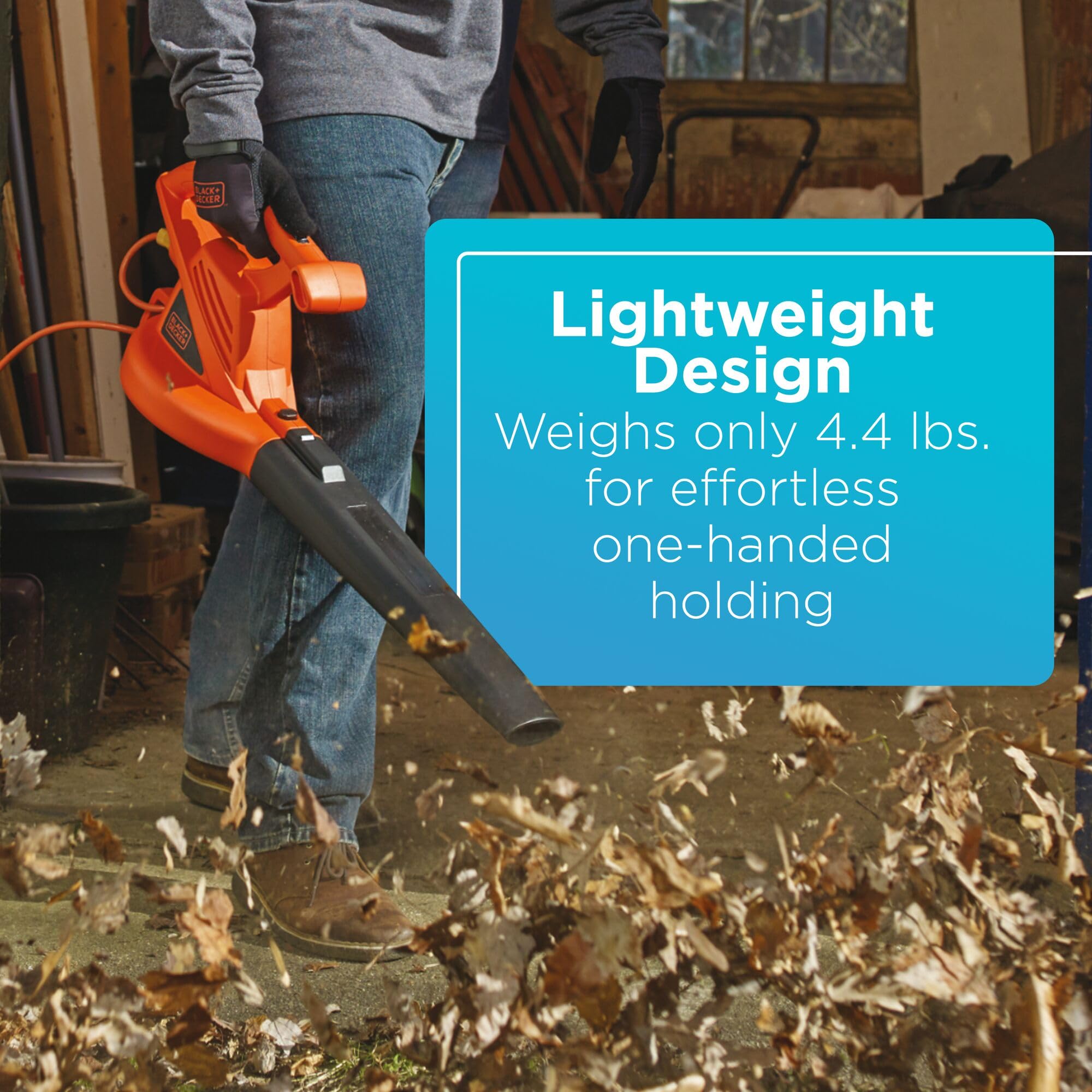 BLACK+DECKER LB700 cord retention prevents interruptions during cleanup.