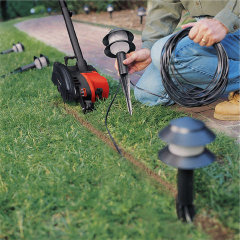 LE760FF corded motor delivers reliable power for tough yard tasks.
