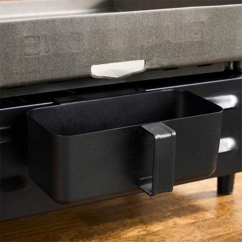 Blackstone non-slip feet keep the griddle steady on uneven surfaces