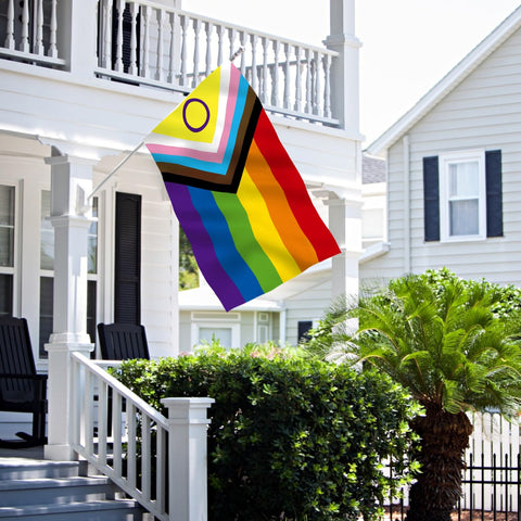 Bleshope outdoor flag designed for easy care during regular outdoor use.
