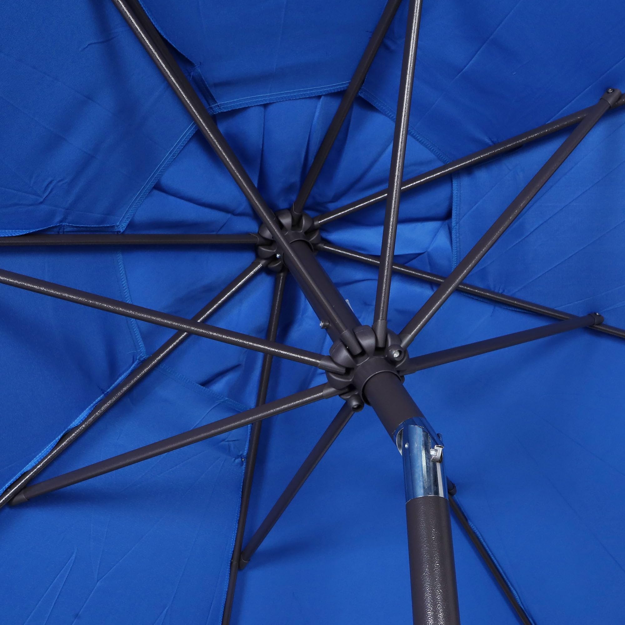 Blissun 8-rib sturdy frame provides solid outdoor support.