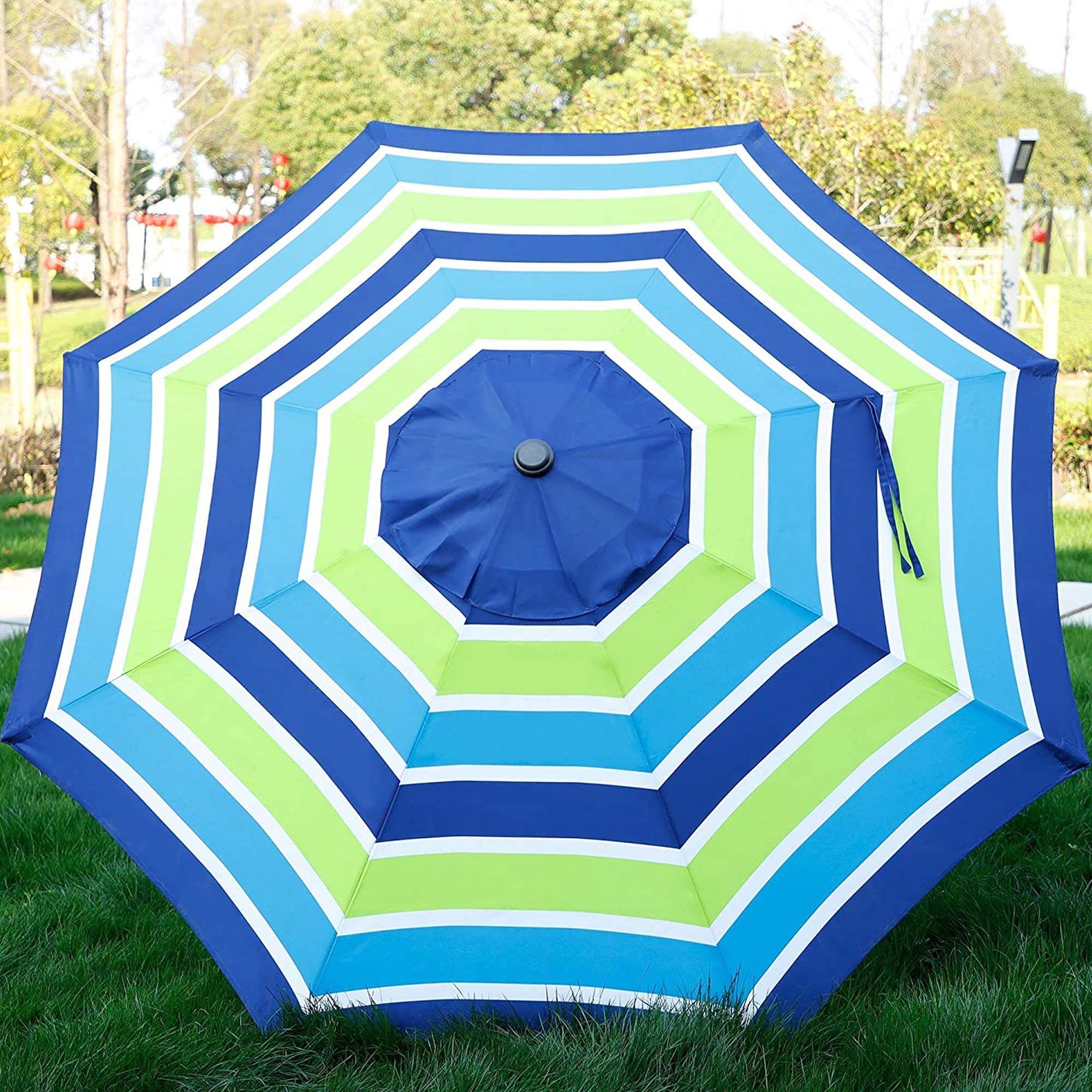 Blissun 100% polyester fabric offers waterproof and UV-resistant shade for outdoor use.