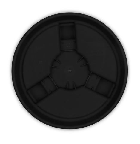 Bloem saucer protection image shows surface protection for decks and floors.
