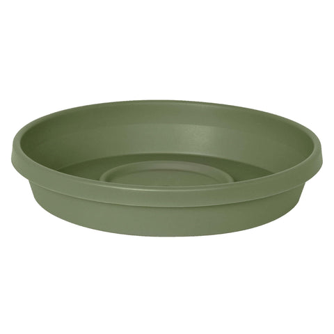 Bloem Terra saucer matte finish protects surfaces and catches excess water.