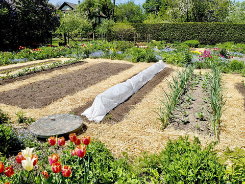 Blue Mountain Hay Organic Garden Straw ships compressed for easy storage