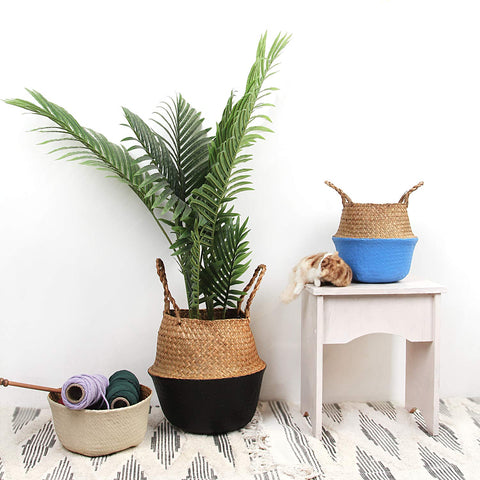 BlueMake Seagrass Belly Basket with flat bottom for stable placement.