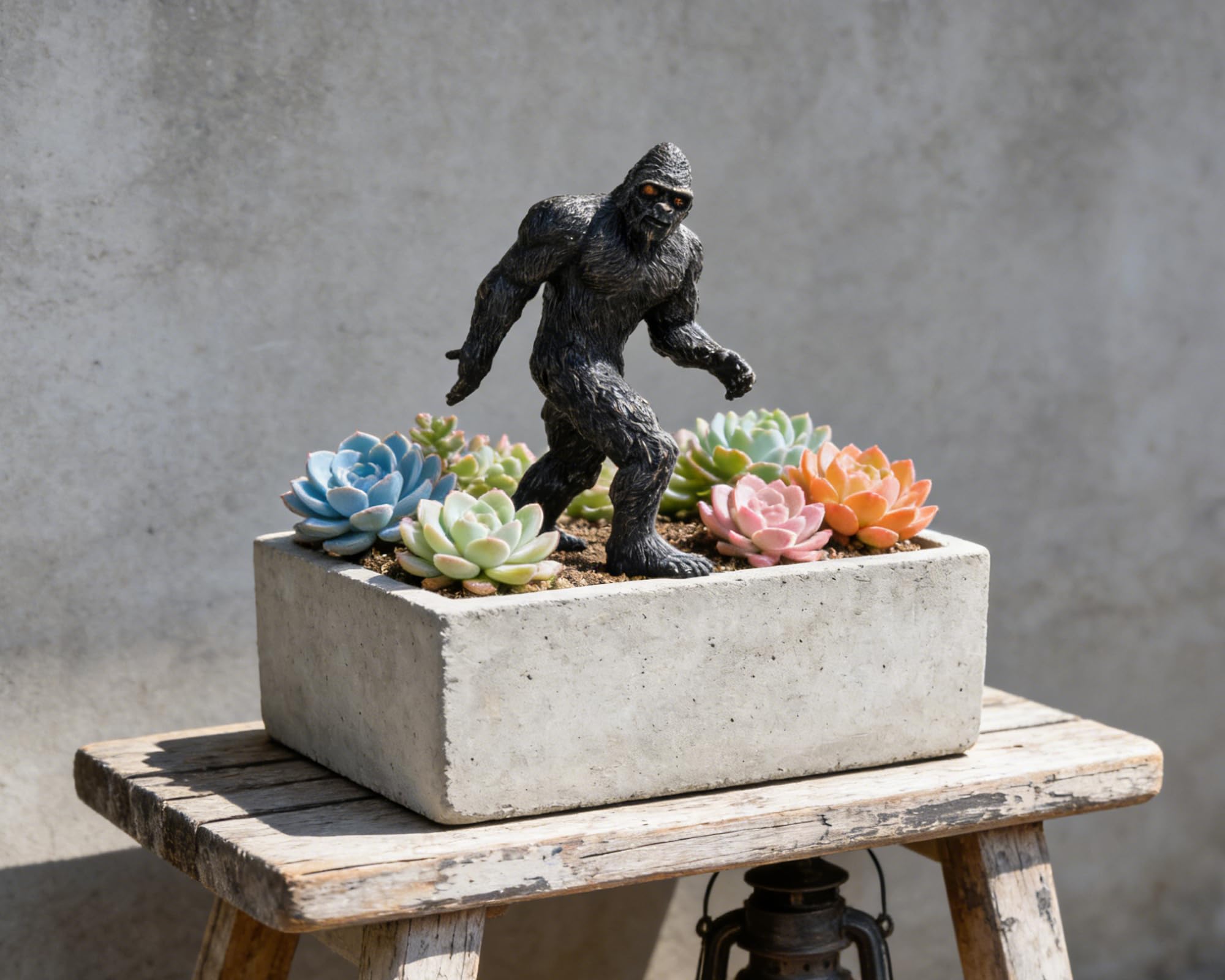 BOIHEGU Bigfoot aquarium decor figurine creates a playful focal point in tanks.