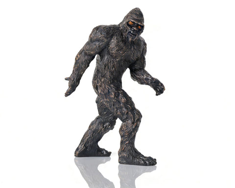 BOIHEGU Bigfoot 5-inch garden figurine, a striking shelf display and conversation starter.