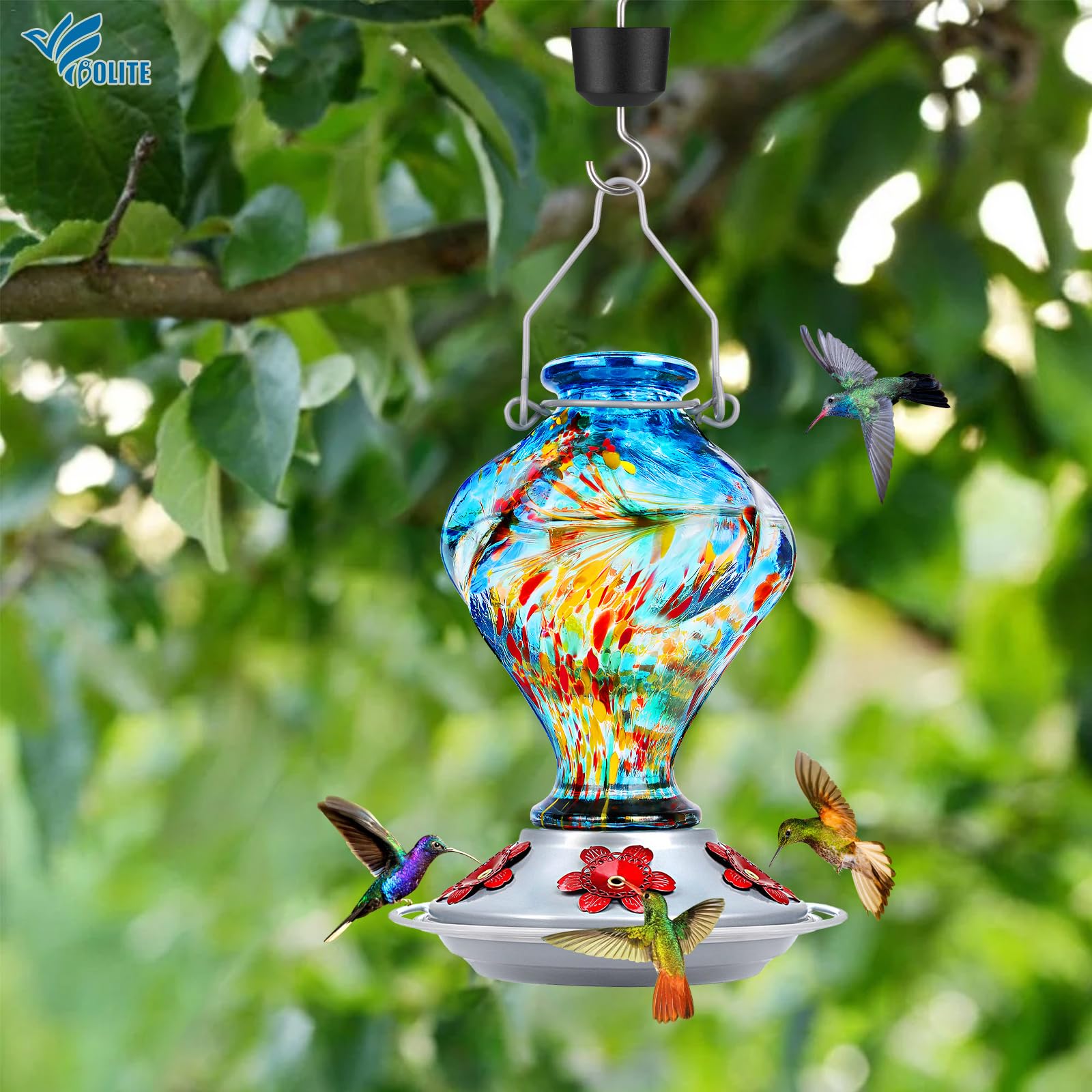 BOLITE feeder features an ant moat to deter ants during outdoor feeding