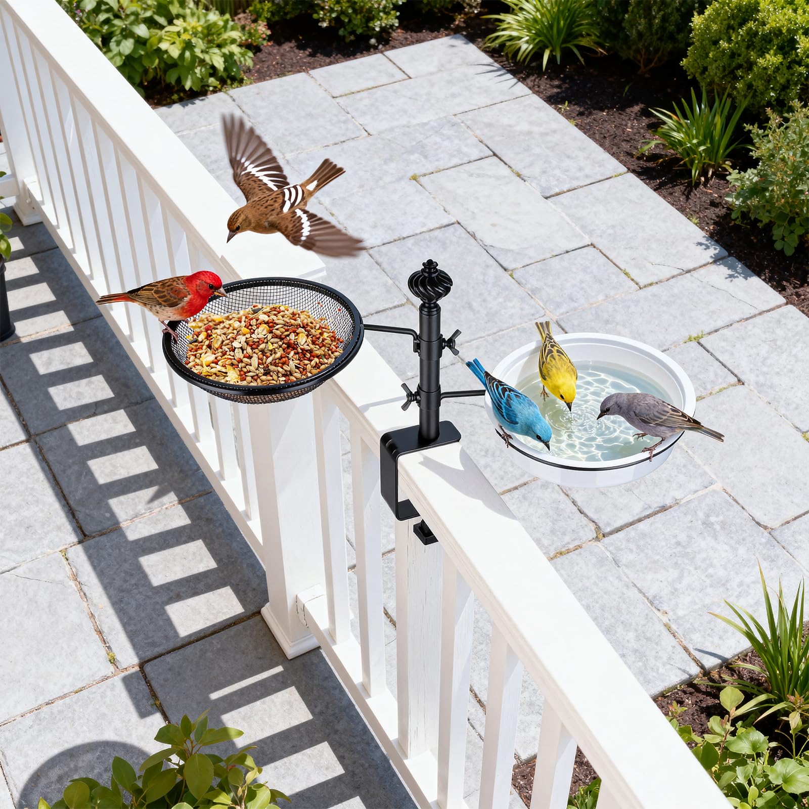 BOLITE removable metal mesh tray simplifies cleaning and maintenance.