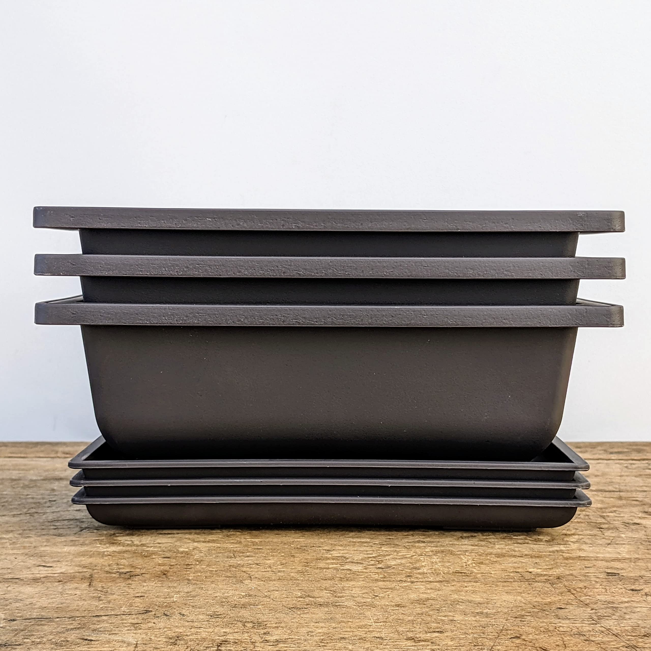 Bonsai Outlet heavy-duty pot and tray set withstand accidental drops.