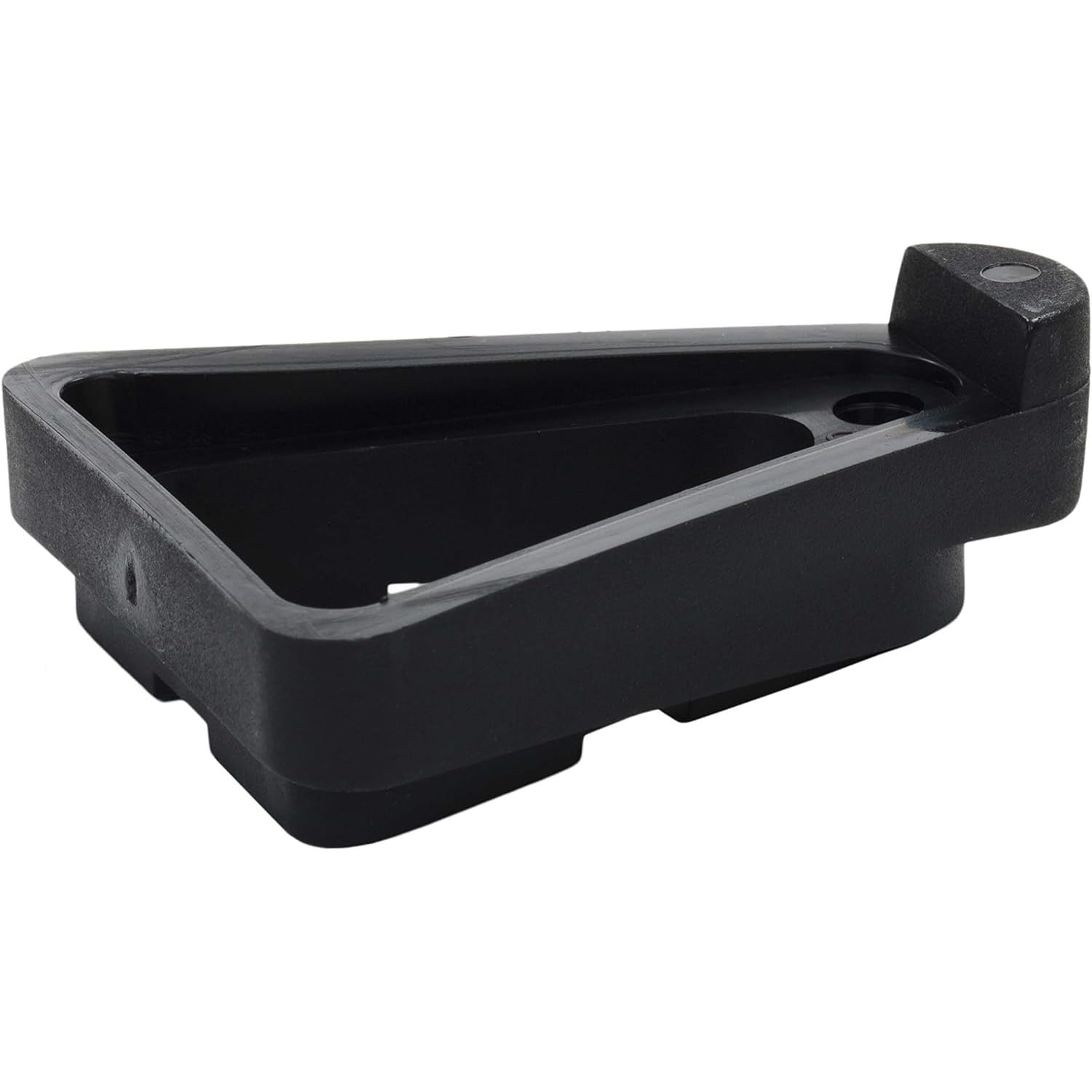 Bosmere Pot Toes with interlocking grooves level pots on uneven surfaces.