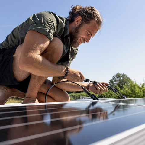 BougeRV parallel connection kit enabling efficient solar wiring