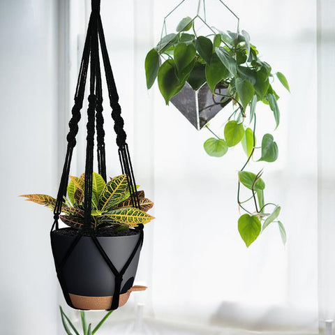 Bouqlife black tassel-free macrame hanger for minimalist decor