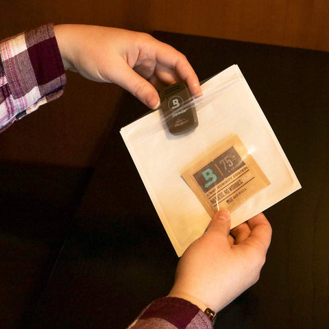 Boveda salt-test packet for DIY calibration of digital and analog hygrometers.