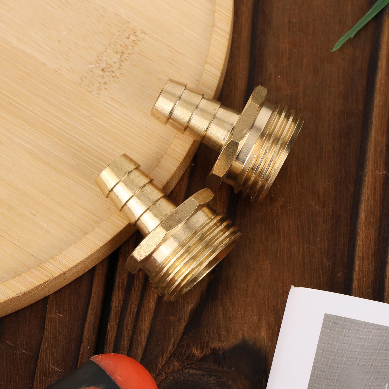 BOXOB outdoor-ready brass connector suits sprinklers, hoses, and irrigation setups.
