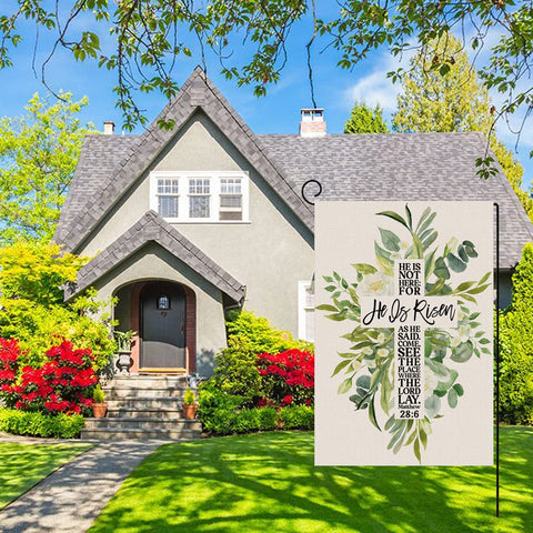 Bravilan Easter flag ideal for seasonal outdoor decor and holiday ambiance.
