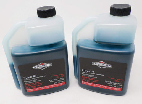 Briggs & Stratton 2-cycle Easy Mix bottle with built-in pour and measurement for precise fuel mixing
