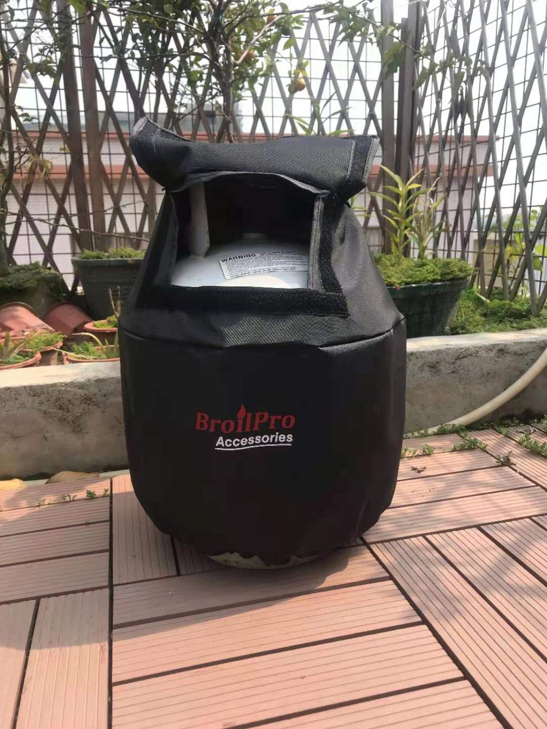 BroilPro propane tank cover diameter 13-inch shows sizing compatibility.