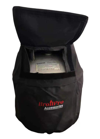 BroilPro cover front closeup highlights snug fit for 20-lb cylinders.