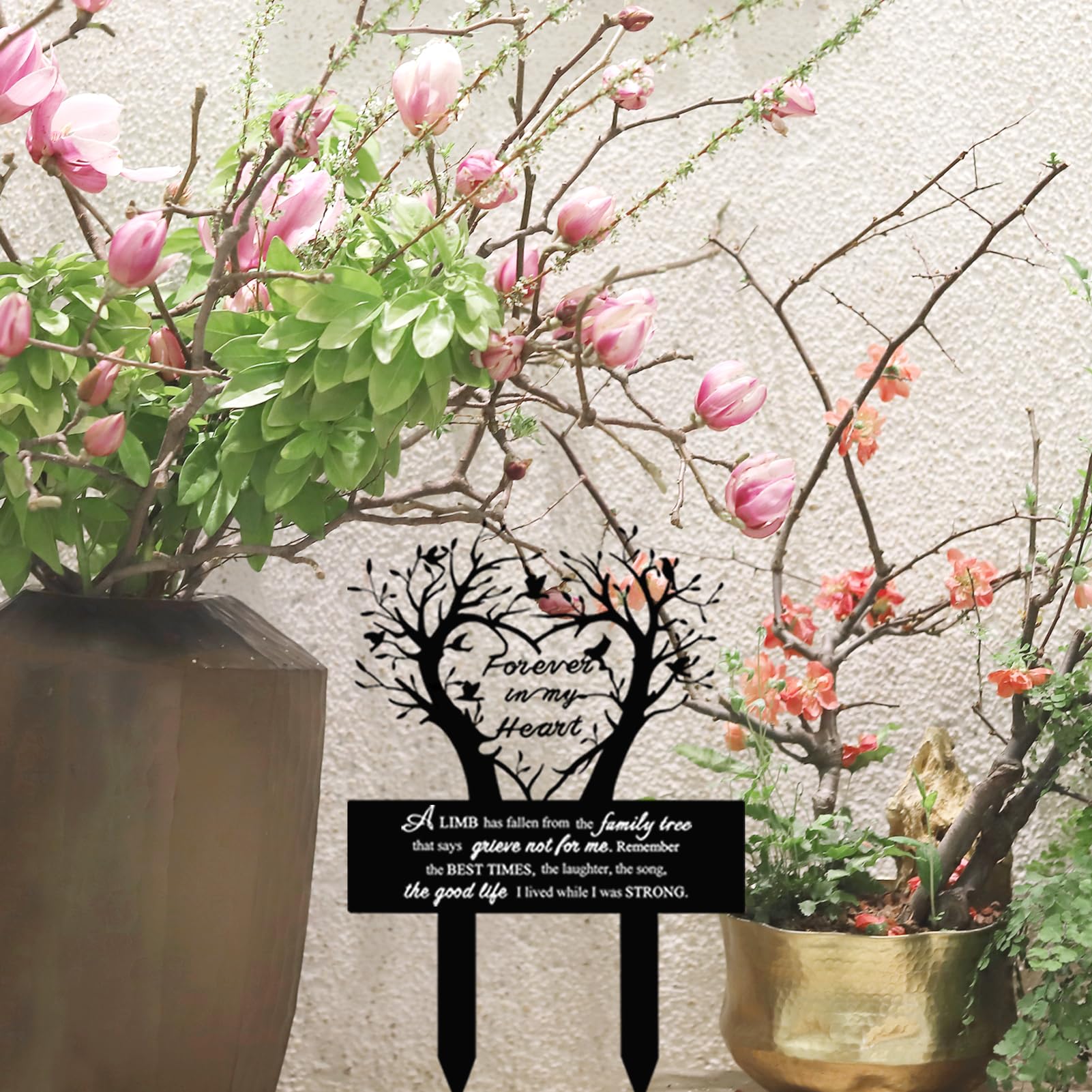 BRUKUSUR mom remembrance marker for a heartfelt tribute.