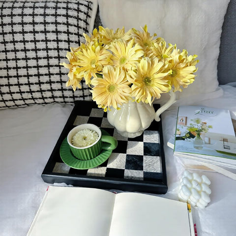 BuggyBeds Gerbera Daisy Seeds are perfect for cut flower arrangements at home.