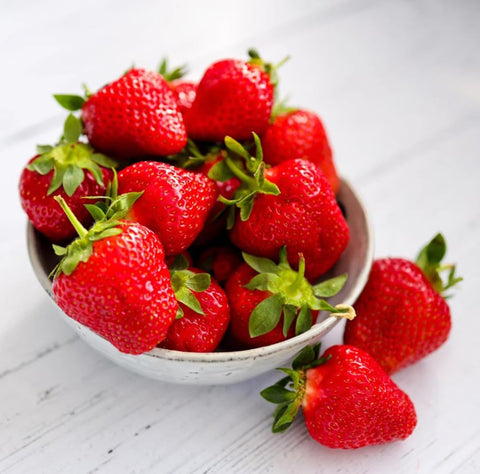BULBORIUM harvest ready wild strawberries from home grown plants