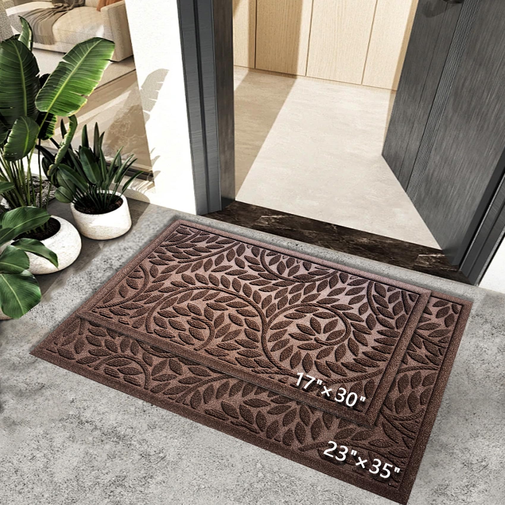 Bulijojo Front Door Mat dust-removal grooves help keep floors dry.
