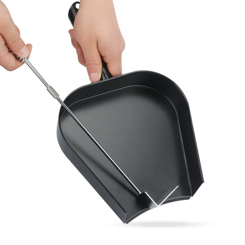 Burly Grill ash pan for Big Green Egg enables quick ash disposal.