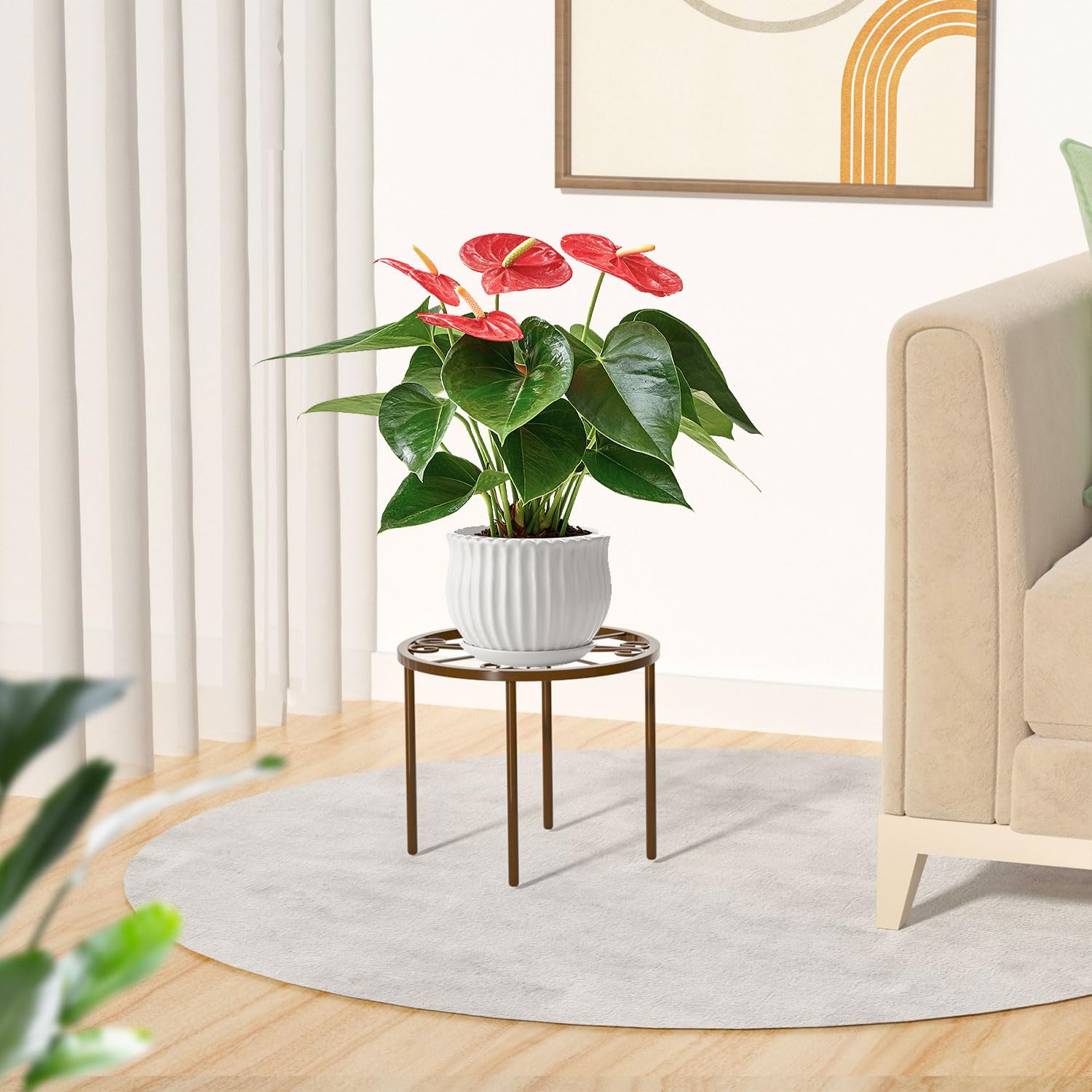 Bussdis decorative flower-pattern stand adds charm to any space.