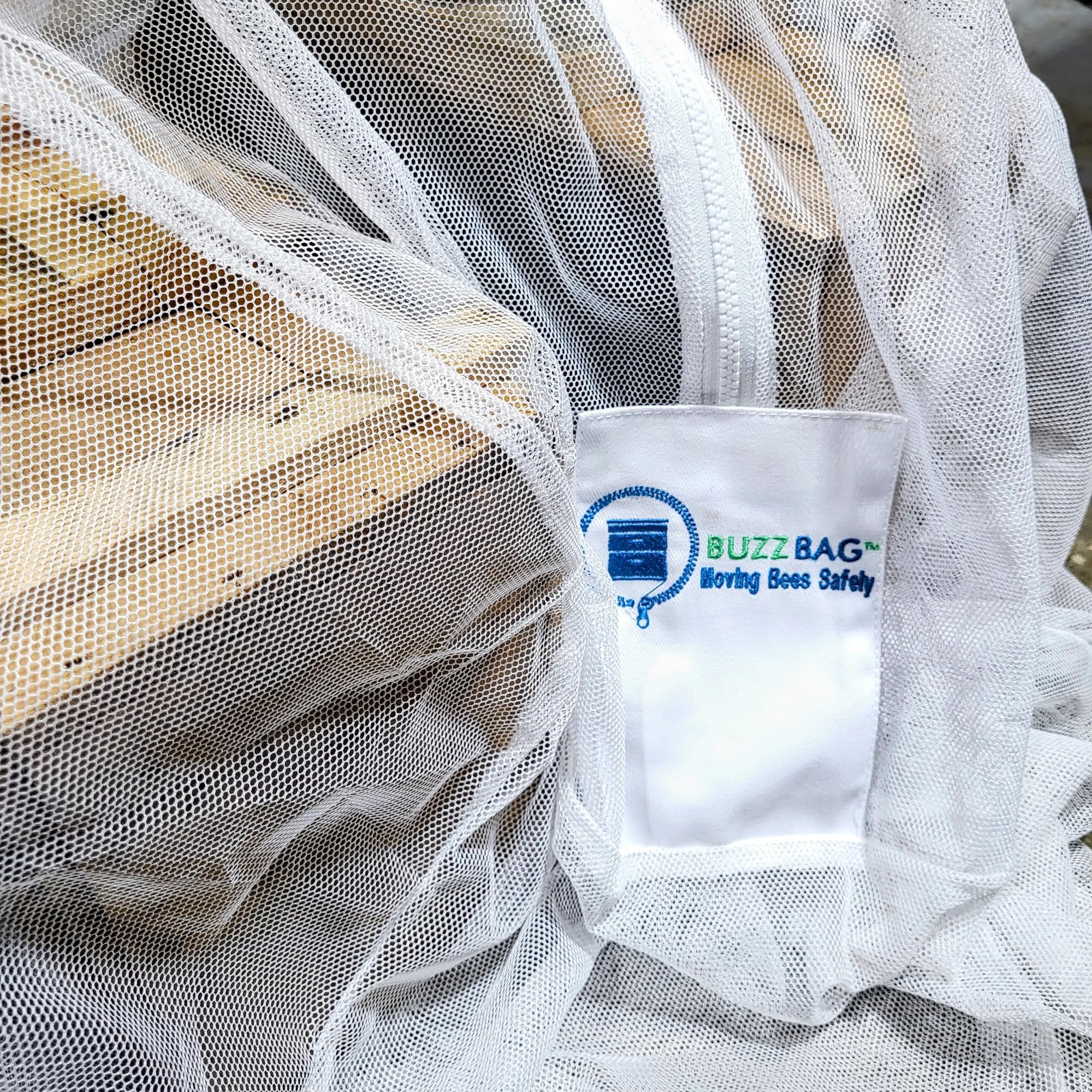 Buzz Bag safe transport choice that supports beekeeping workflow.