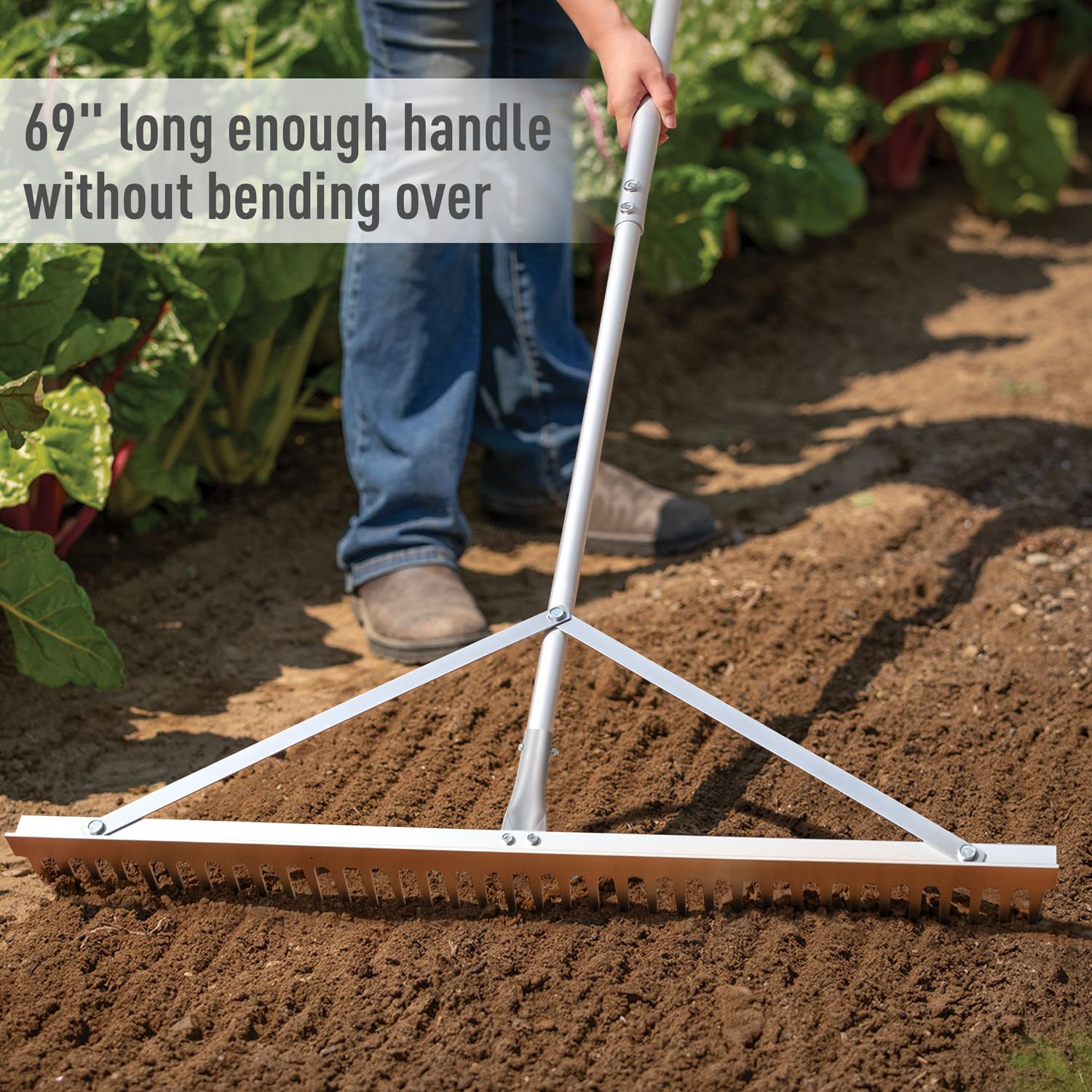 Oversize teeth penetrate soil and break clumps for even work
