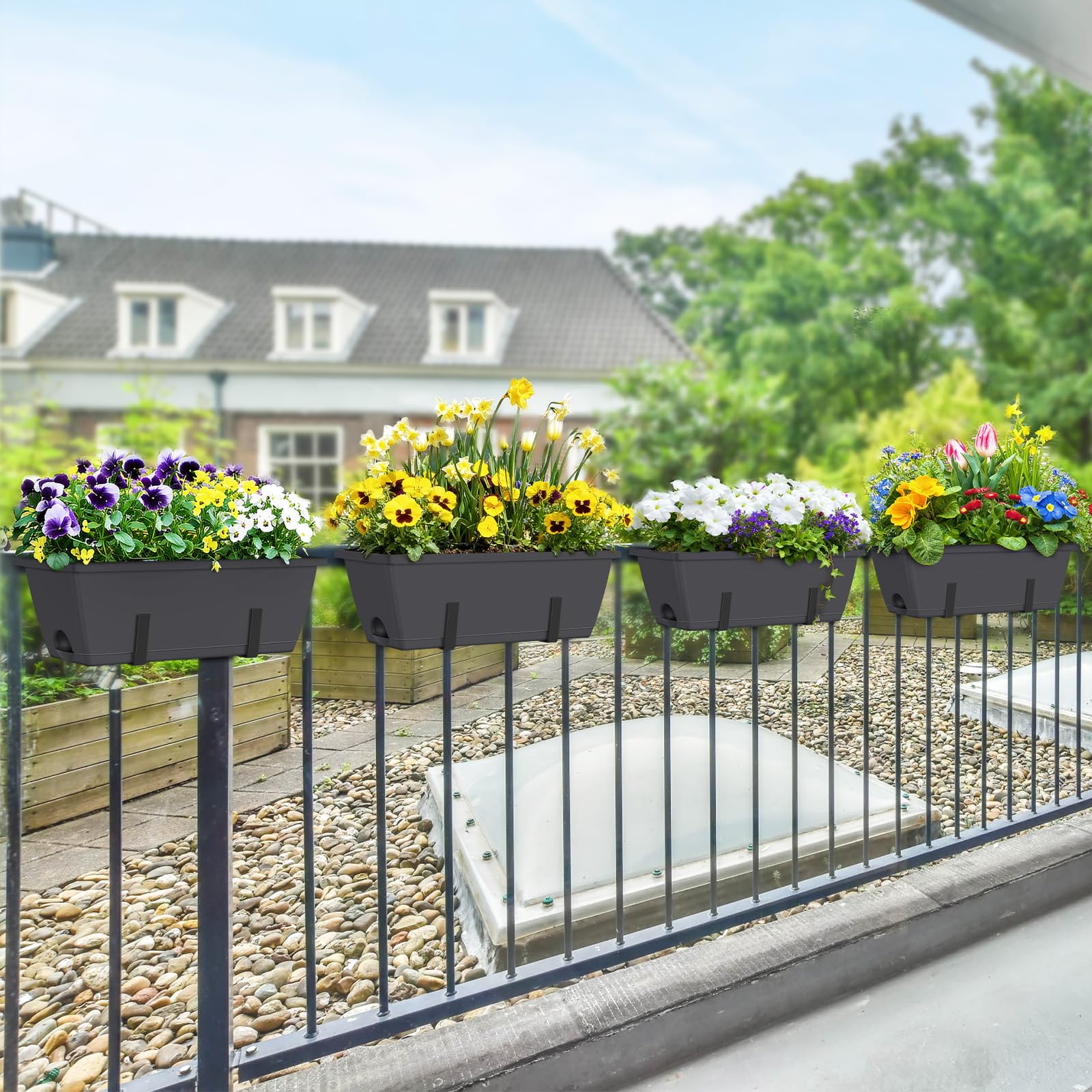 CADUKE leak-proof tray catches excess water, keeping surrounding surfaces clean.