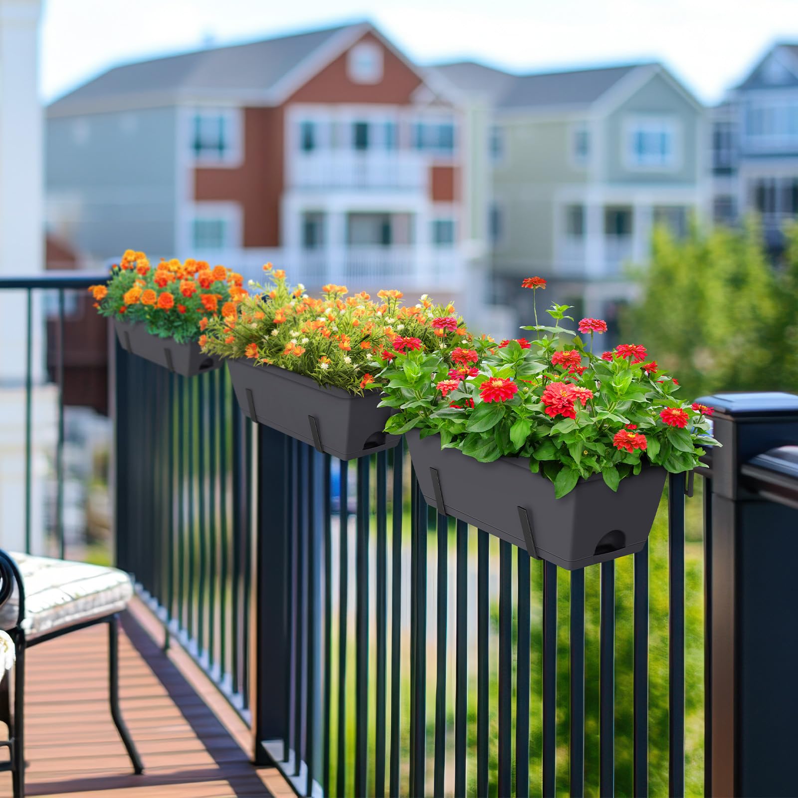CADUKE railing planter box on narrow rail illustrating width-compatible clip.
