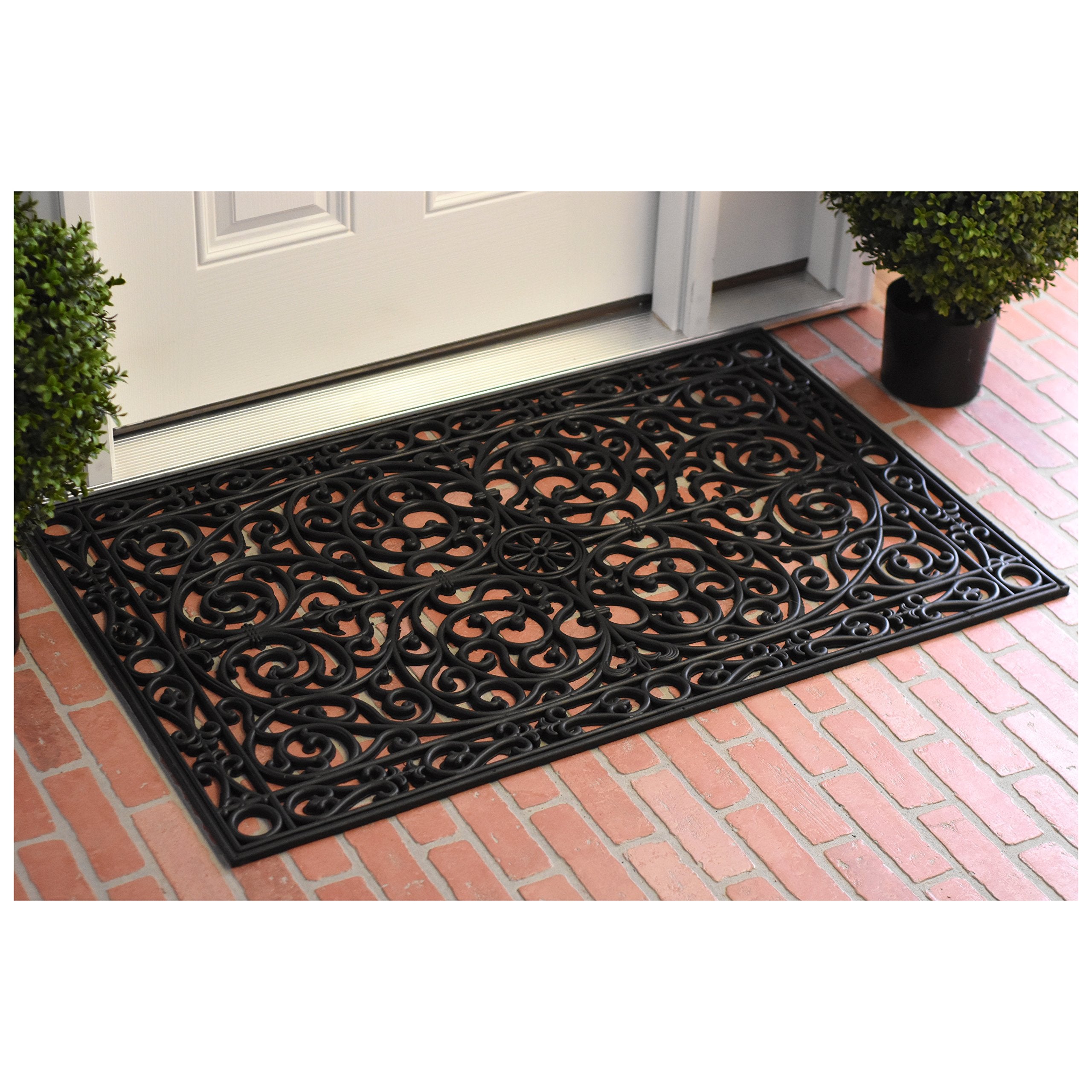Calloway Mills Gatsby rubber doormat close-up texture ready for hose-clean maintenance.