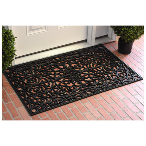 Calloway Mills Gatsby rubber doormat close-up texture ready for hose-clean maintenance.