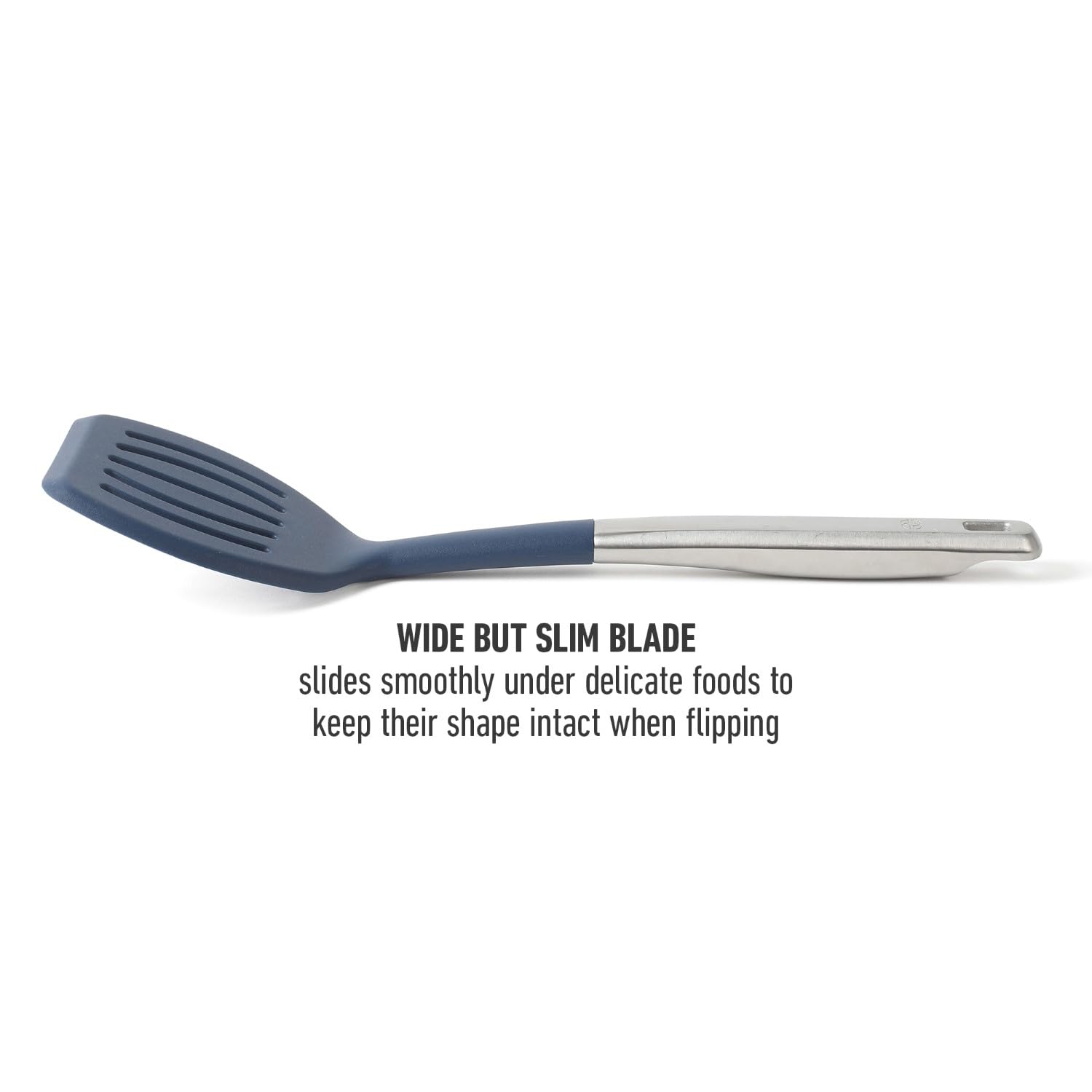 Calphalon Prime silicone head draining liquids while serving