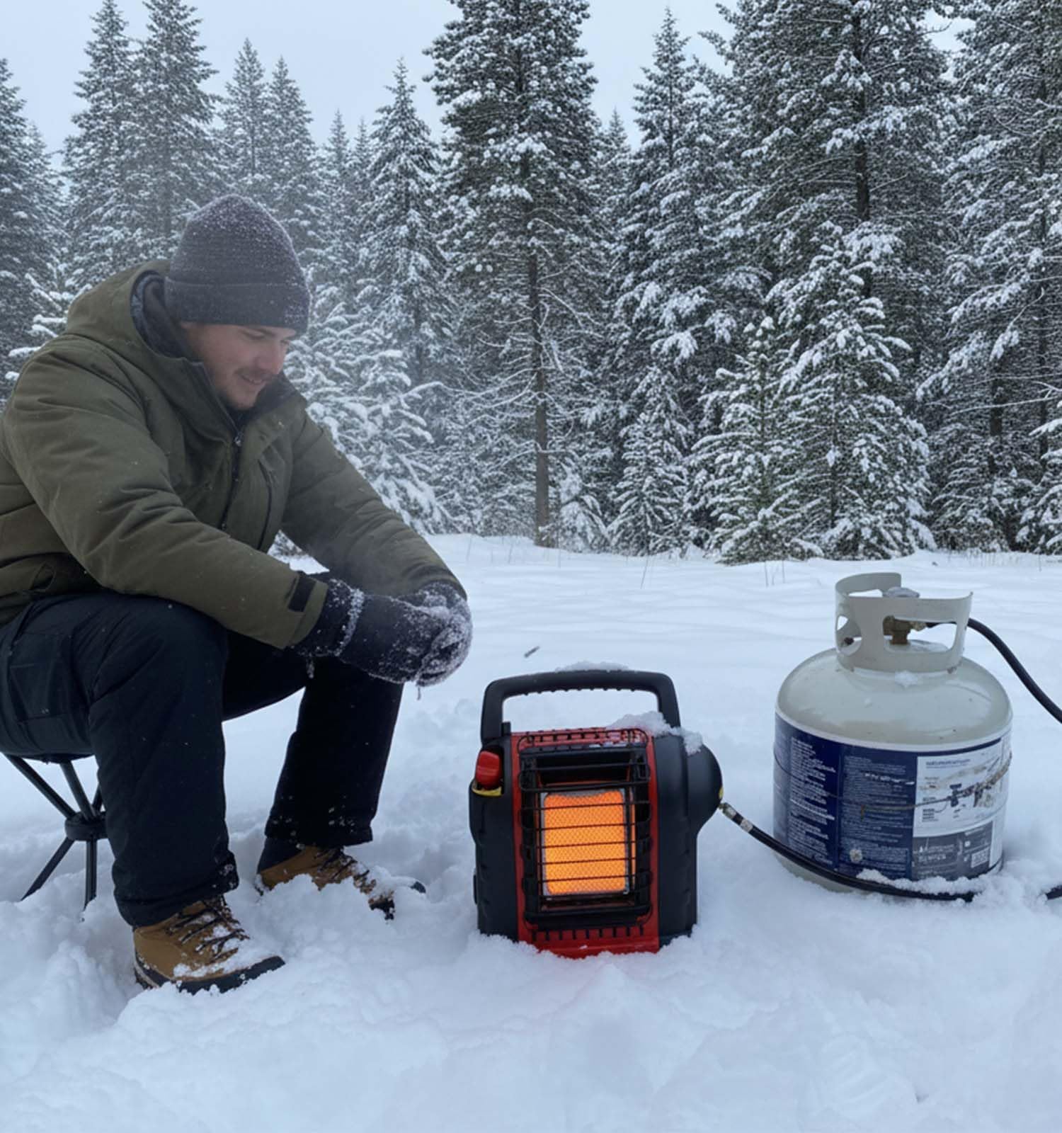 CALPOSE 1lb-to-20lb tank adapter enables using bulk tanks for extended grilling sessions.