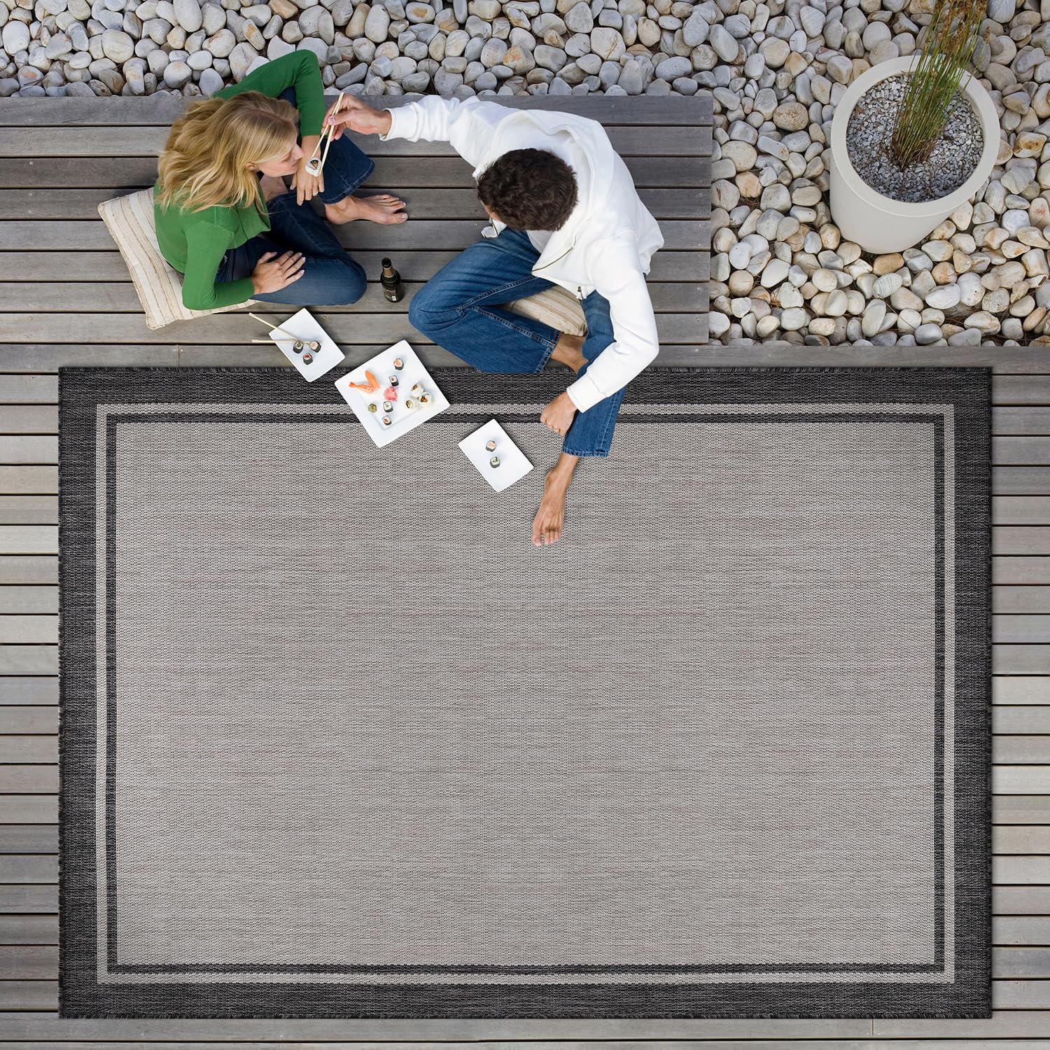 CAMILSON washable outdoor rug easy hose-clean for quick maintenance